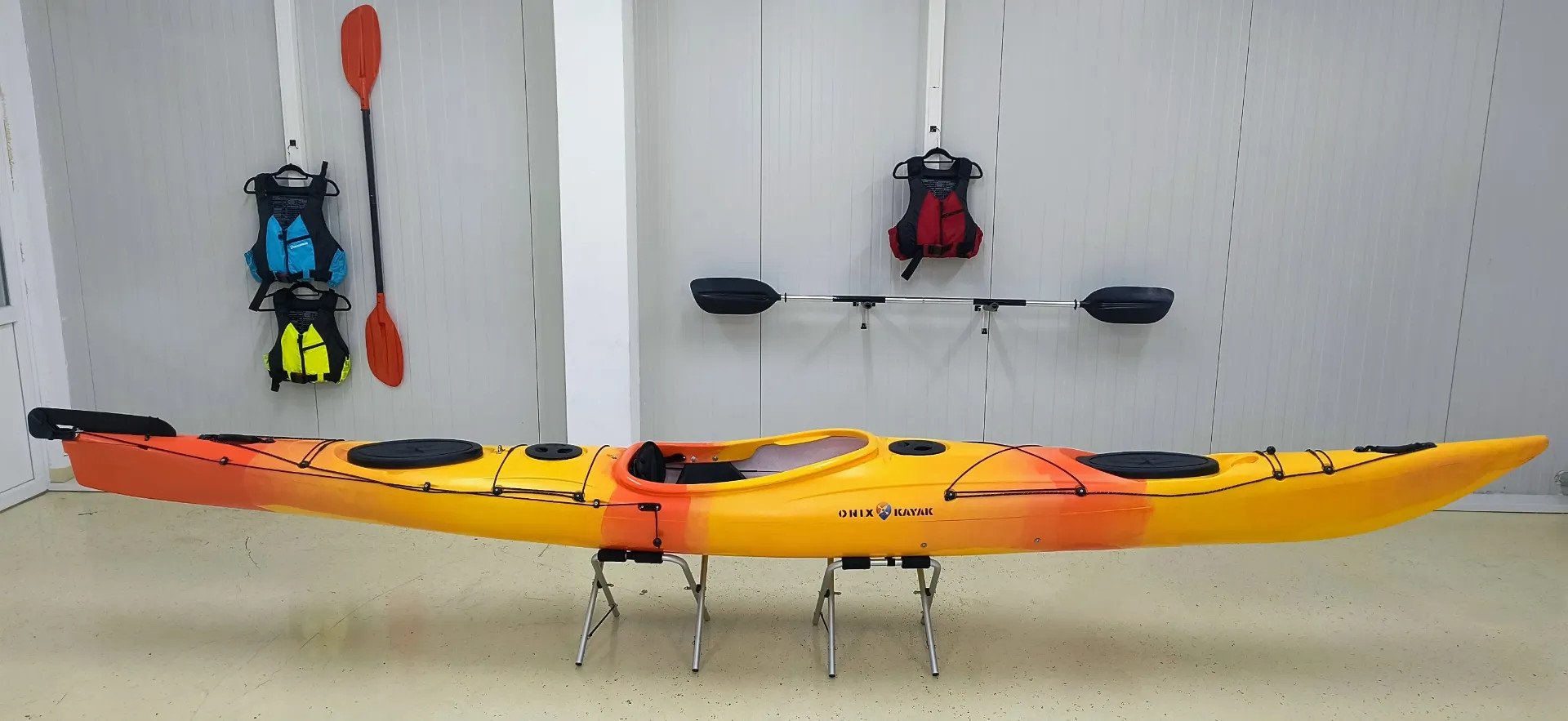 Defender 500 tengeri túrakajak