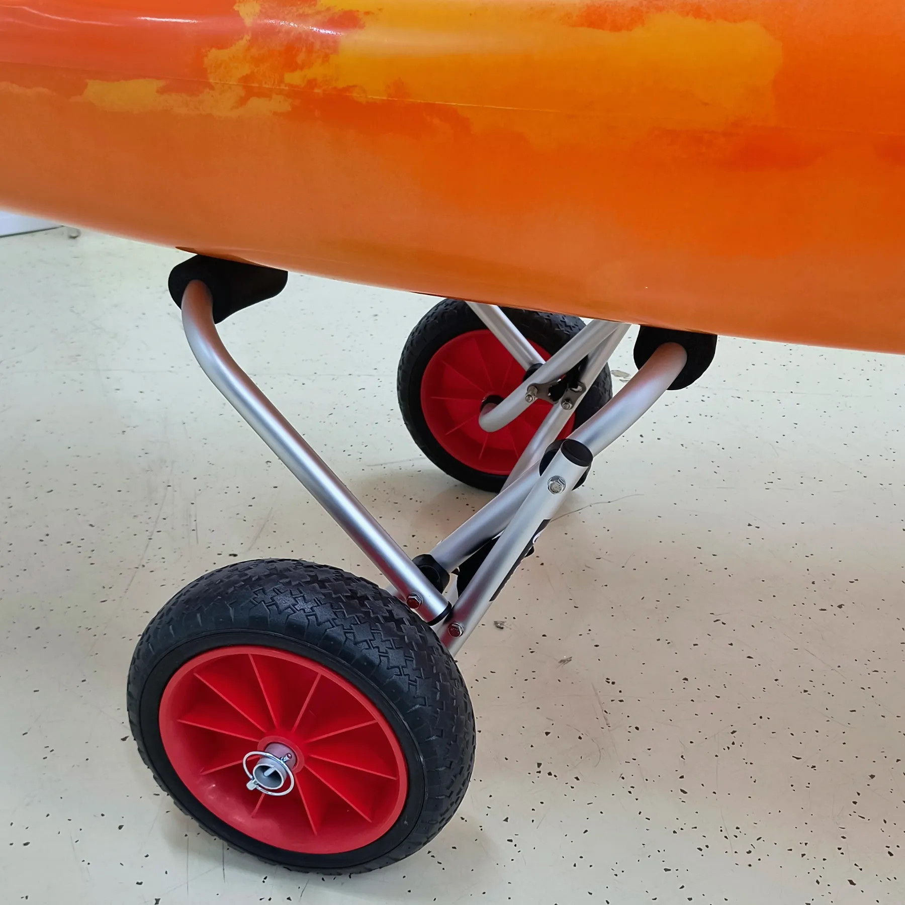 Nagy átmérőjű, defektbiztos kerekek