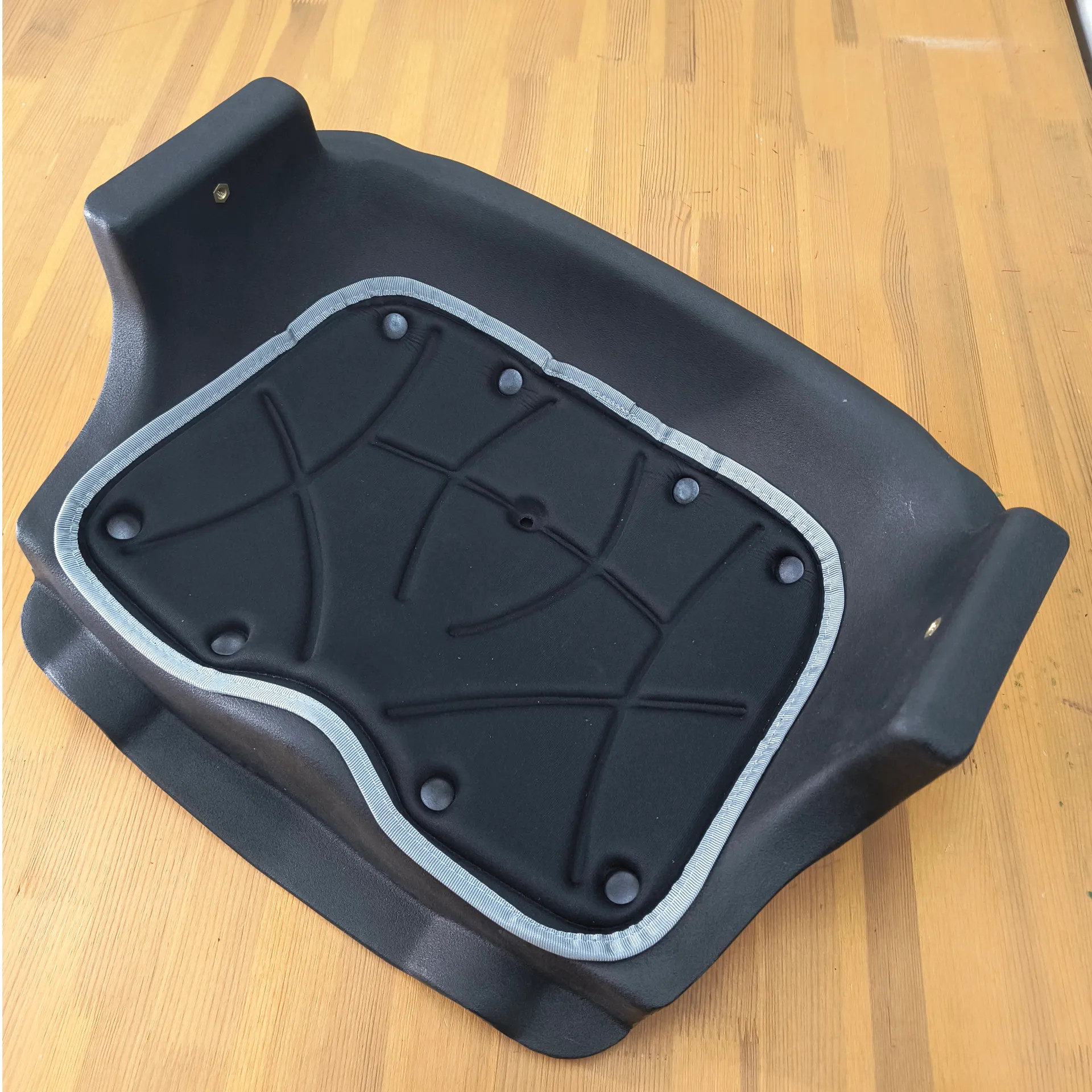 ONIX Easytourer 430 kajakülés fekete üléspárnával
